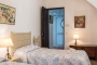 Twin bedded room